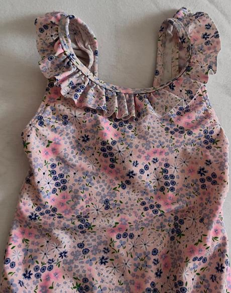 Plavky v top stave volanikove krasne, f&f,86