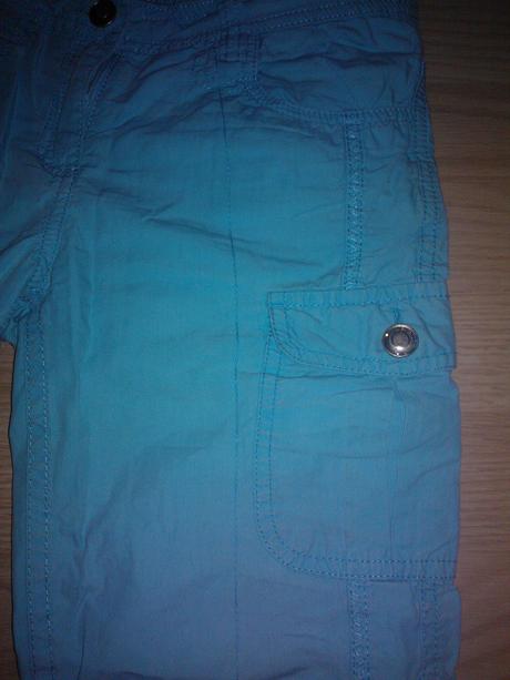 Tristvrtove nohavice, 140