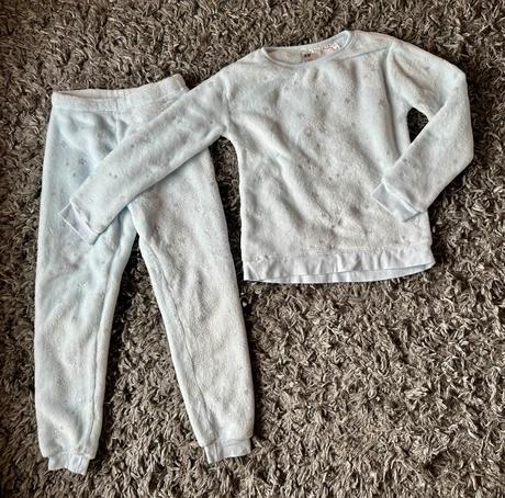 Trblietavé plyšové pyžamko, h&m,128