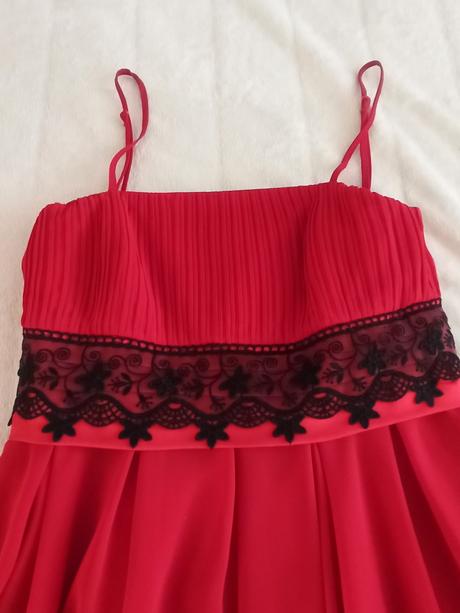 Spoločenské šaty, 34