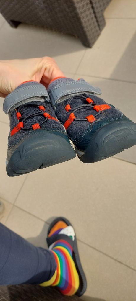 Turistické topanky, 28