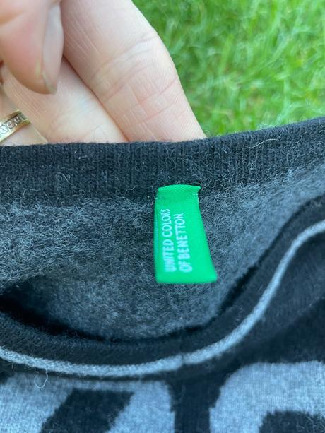 Vlneny pulovrik, benetton,146