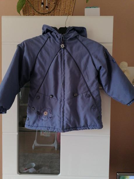 Fialová vetrovka, 5r, 104