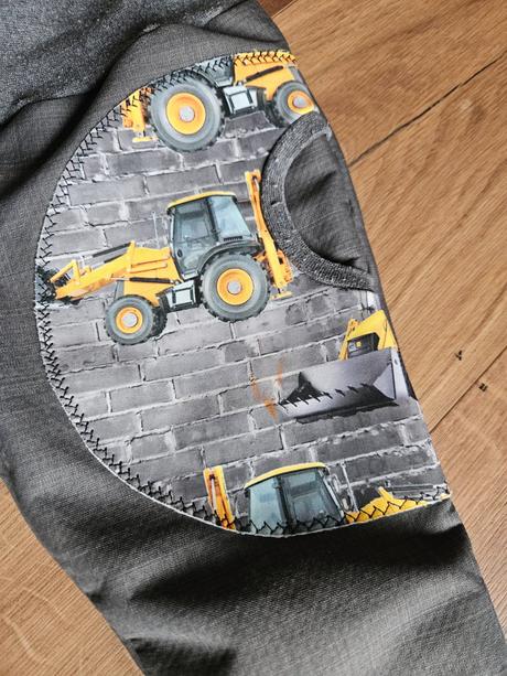 Softshelove nohavice, 92