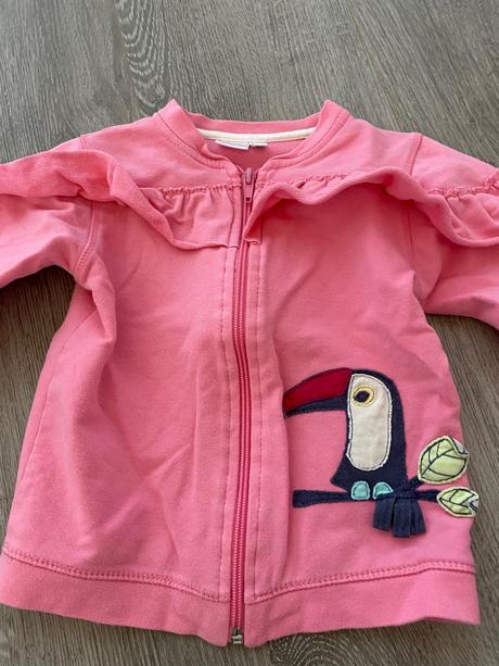 Mikina s volanmi, 98