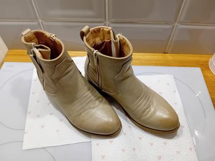 Jarno/jesenne čižmy jenny fairy, 38