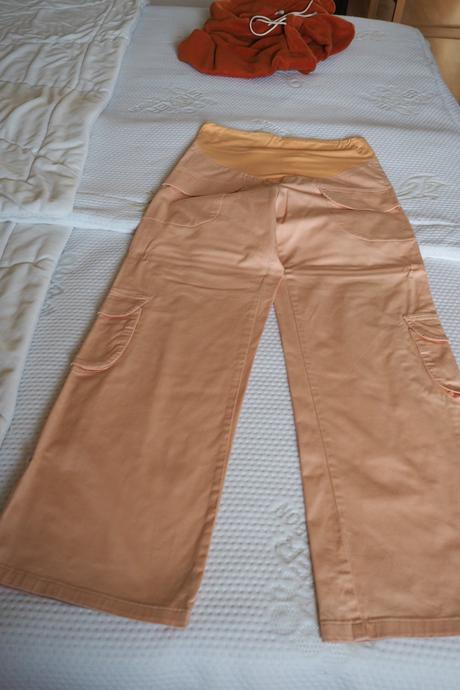 Tehotenské nohavice, 38