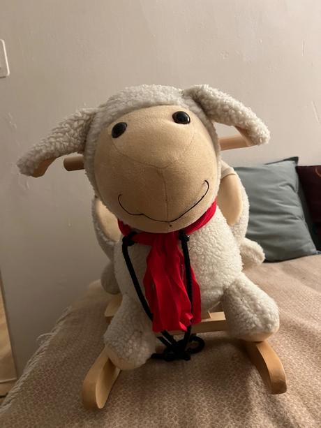 Krásna hojdacia ovečka, 