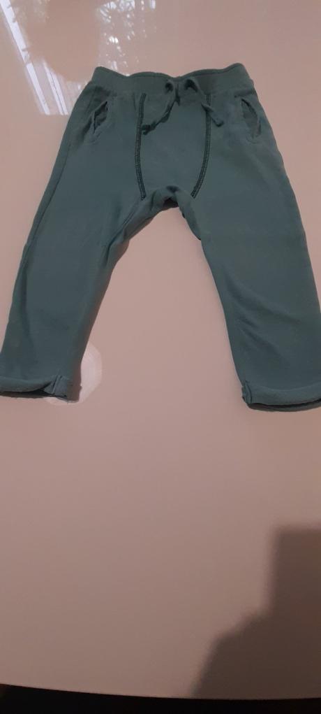 Detské tepláčiky, 92