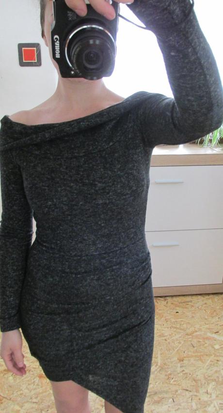 Asymetrické čiernosivé šaty, s / xs