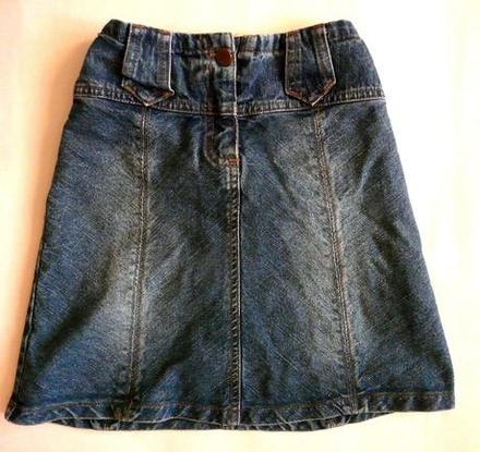 Riflová sukňa, 104