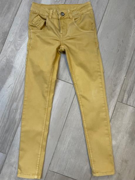 Okrové skinny rifle, 134