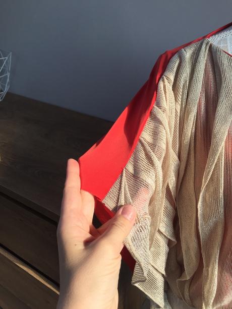 Krásna značková blúzka s, s