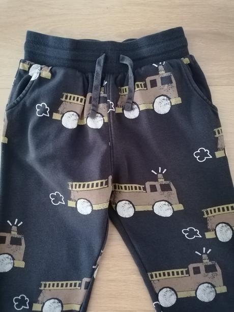 2x tepláky, george,116