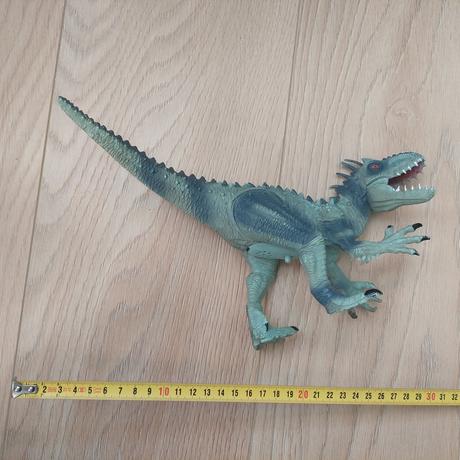 30cm dinosaur , na baterky + 1x 60cm, s krabicou,