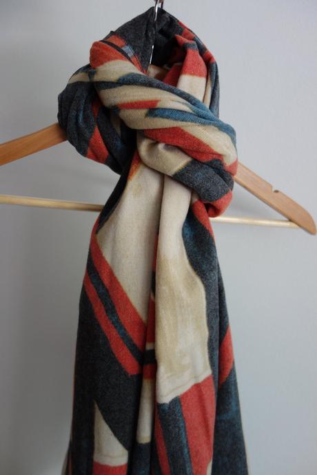 Damksy sal - hrubsia satka, l