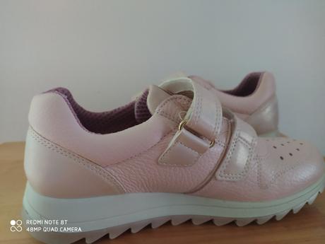 Nové ľahké kožené tenisky za polovicu primigi, primigi,38