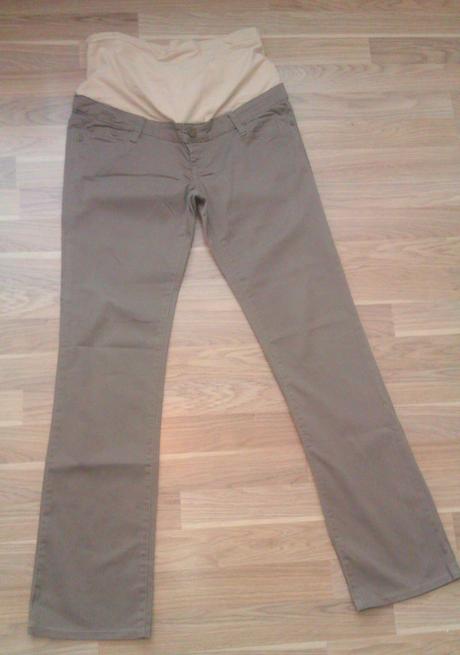 Tehotenské nohavice, 40