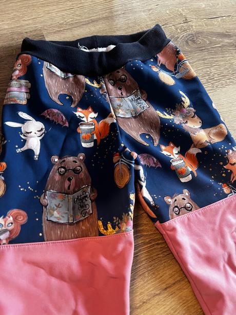 Rastúce softshel nohavice, 104