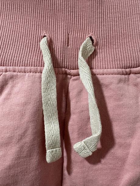 Dievčenské nohavice, 56