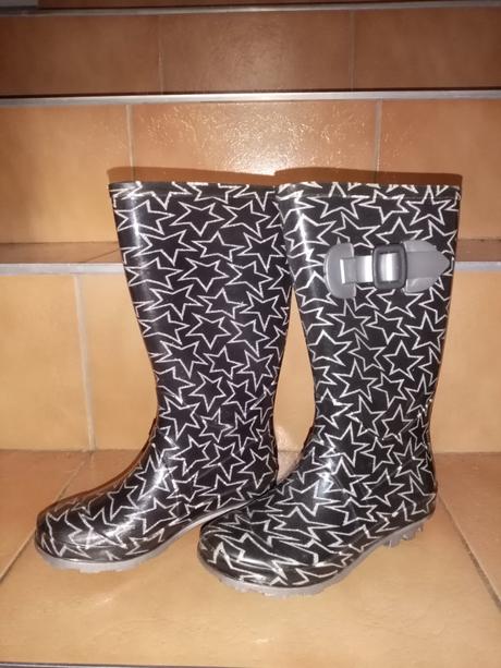 Trblietavé gumáky, 29