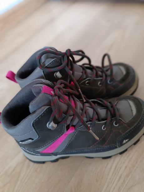 Turistické topánky, 32