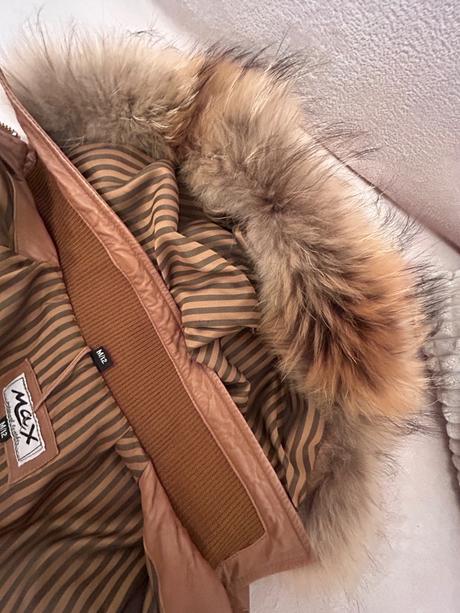 Dámsky koženný kabát s pravou kožušinou, m