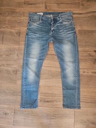 Elastické rifle na gombíky, armani,xl