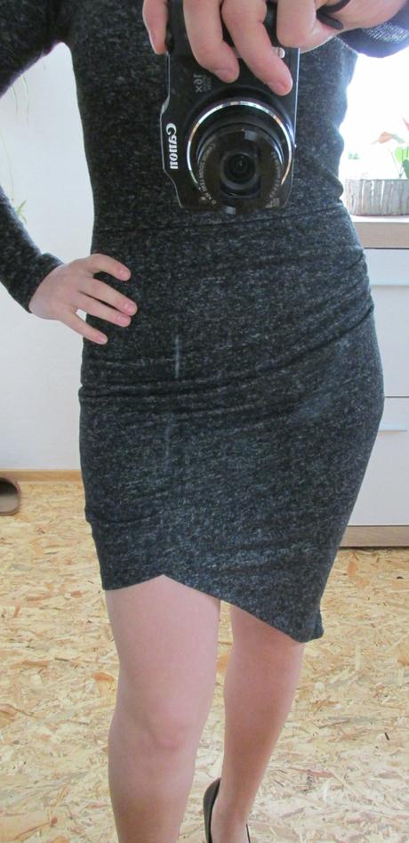 Asymetrické čiernosivé šaty, s / xs