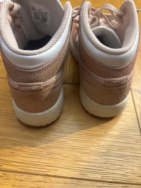 Dievcenske jordany, air jordan,35