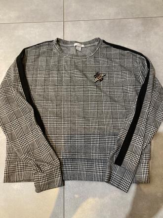 Mikina s vcielkou, amisu,m