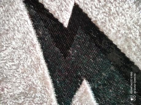 Chlpatý pulóver s flitrovou výšivkou zn. c&a, c&a,158