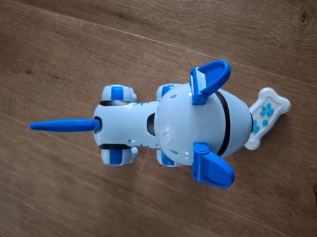 Robopes na ovladanie,