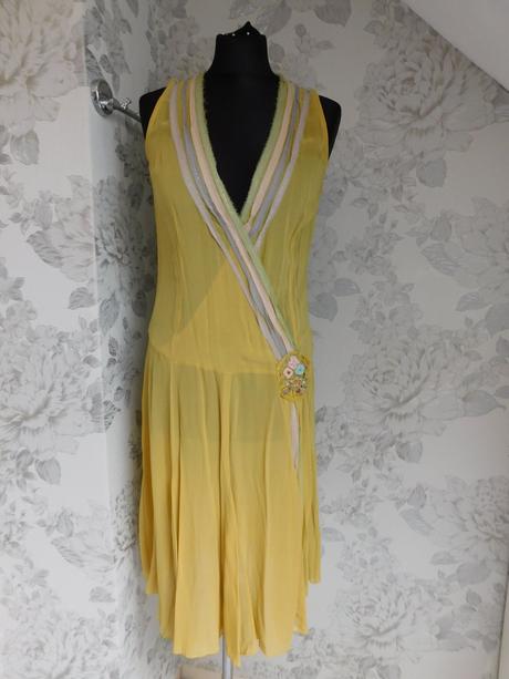 Luxusne hodvabne šaty, 38