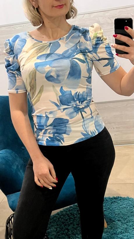 Vzorovaný top s krátkym nariaseným rukávom, m / s