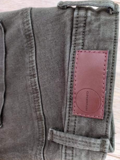 Khaki nohavice, c&a,34