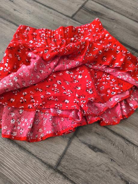 Dámske kraťasy-sukňa, m