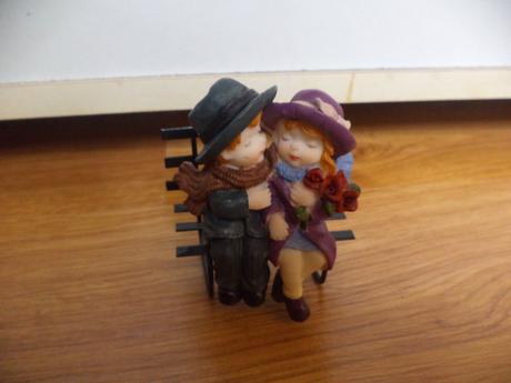 Zaľúbenci na lavičke, 