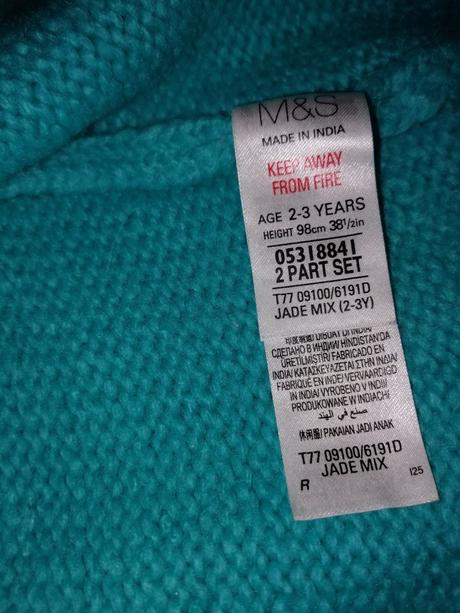 Pekný svetrík indigo, marks & spencer,98
