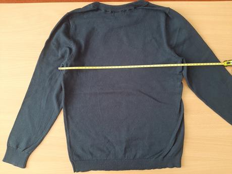 Sveter tchibo s flitrovým nápisom asi na 11 r., 146