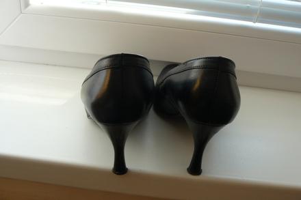 Krásne celokoženné lodičky, 39