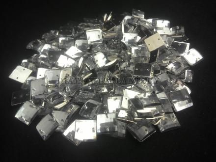 Našívacie kamienky 10x10 mm, 