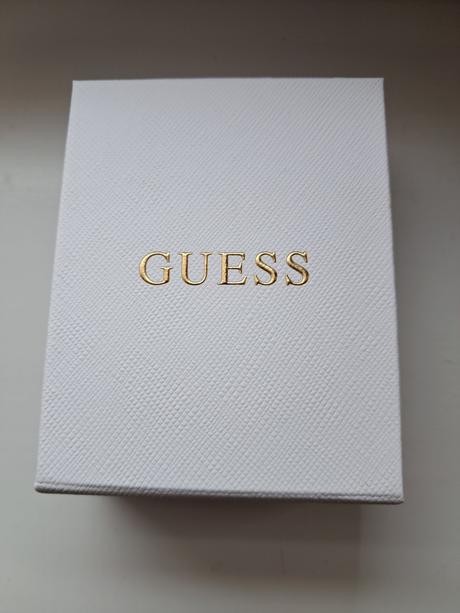 Hodinky guess, guess