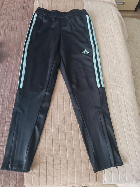 Frajerke teplaky adidas aeroready, adidas,140