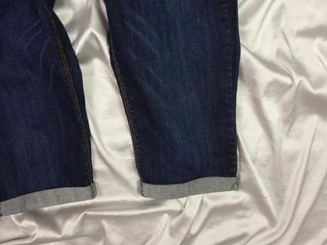 Kvalitné dámske riflové kraťasy, 24