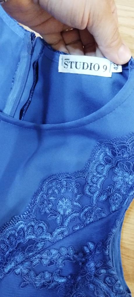 Dámske spoločenské šaty, 42