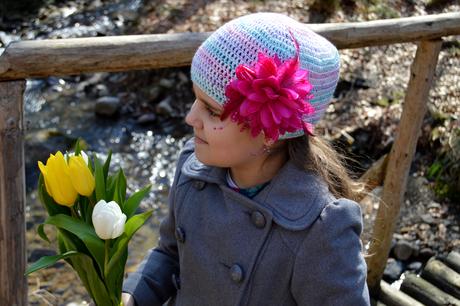 Háčkovaná čiapočka s kvetom, 50 - 158