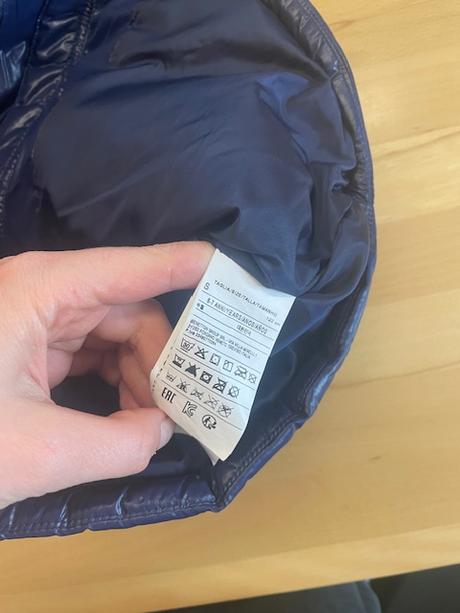 Vesta benetton 7 rokov ako nova, benetton,122