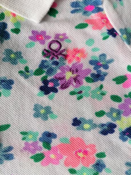 Kvietkovane tričko, benetton,74