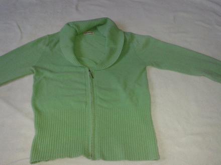 Zelený svetrik, 42